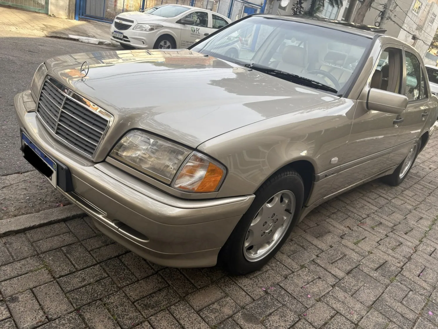 C180 - Foto #3 do anúncio à venda de Carro clássico