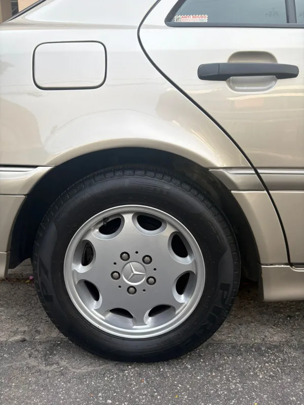 C180 - Foto #7 do anúncio à venda de Carro clássico