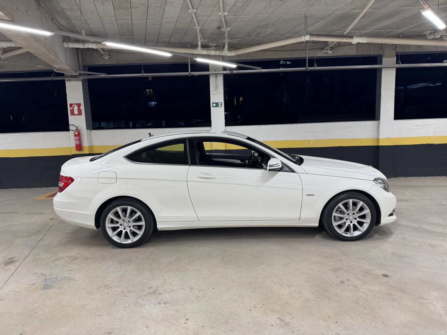 avv-mercedes-benz-c180-venda-0f67445-imagem-003