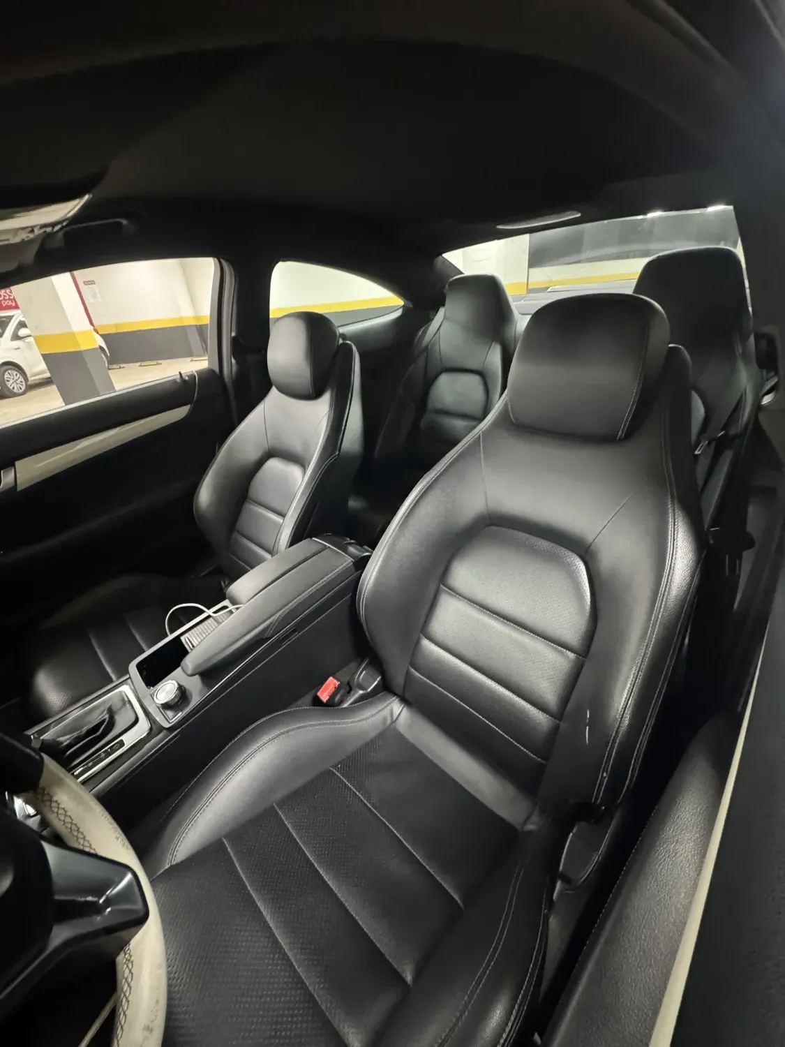 avv-mercedes-benz-c180-venda-0f67445-imagem-009