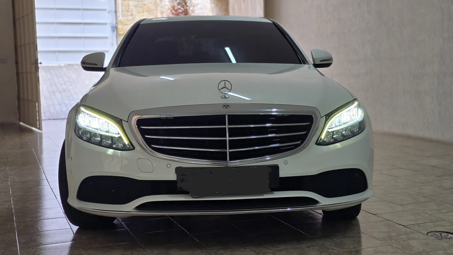 avv-mercedes-benz-c180-venda-bcc50a2-imagem-002