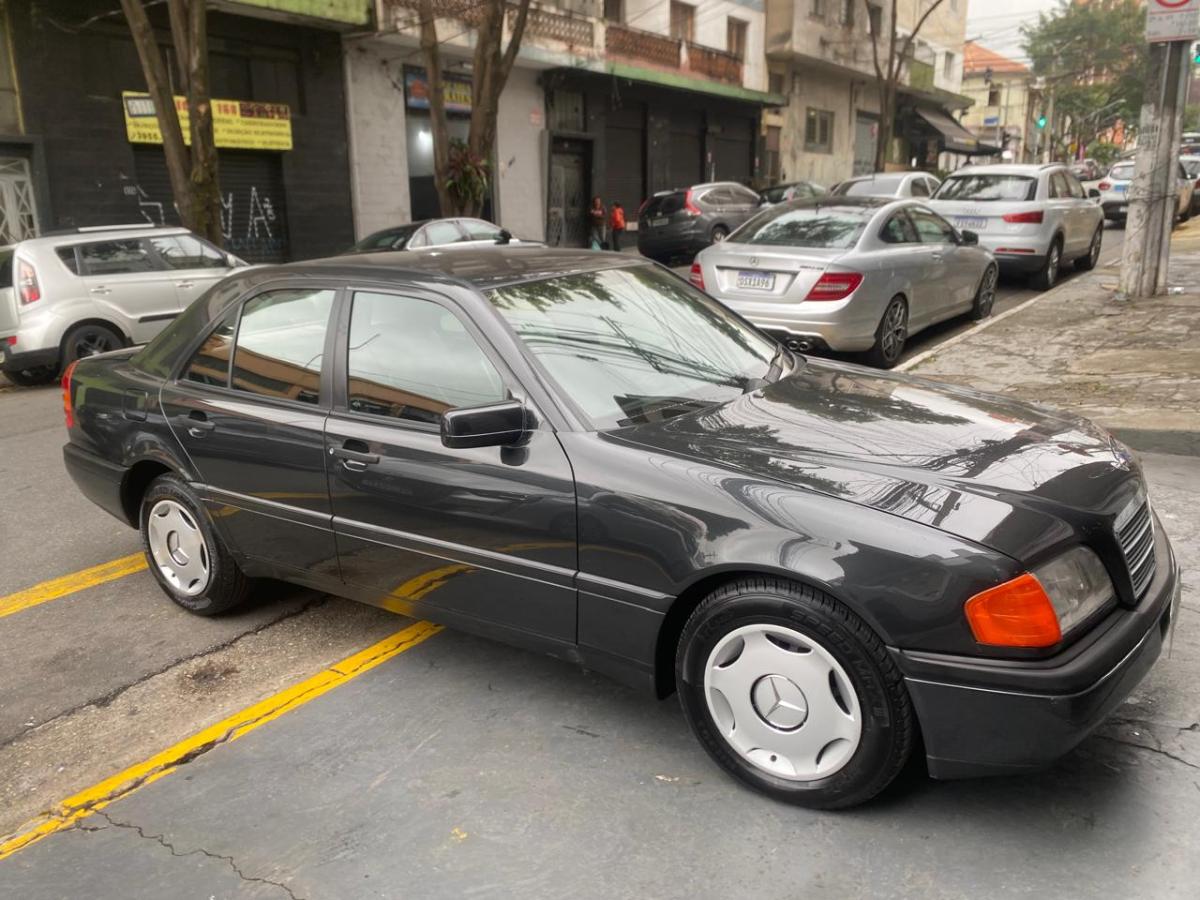 C180 - Foto #4 do anúncio à venda de Carro clássico