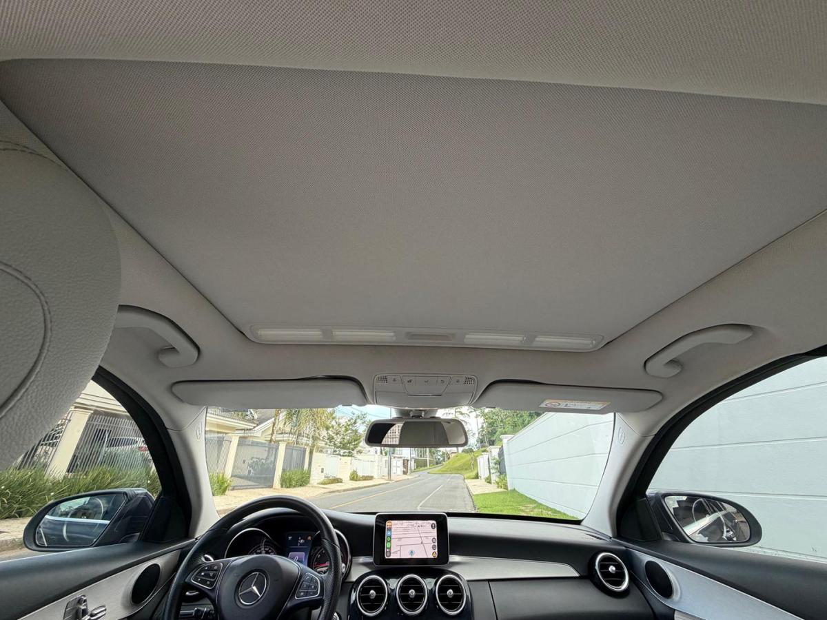 C200 - Foto #2 do anúncio à venda de Carro clássico