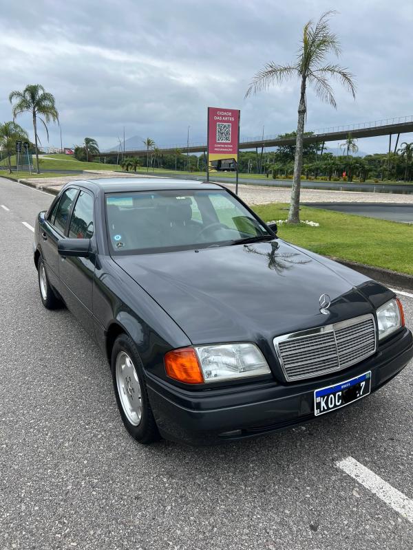 C220 - Foto #4 do anúncio à venda de Carro clássico