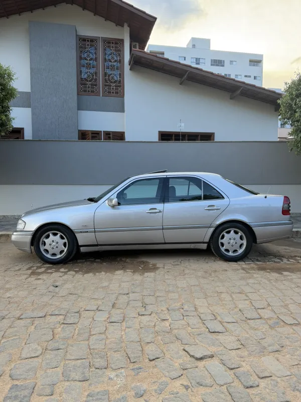 C280 - Foto #8 do anúncio à venda de Carro clássico