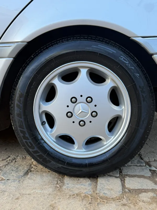 C280 - Foto #28 do anúncio à venda de Carro clássico