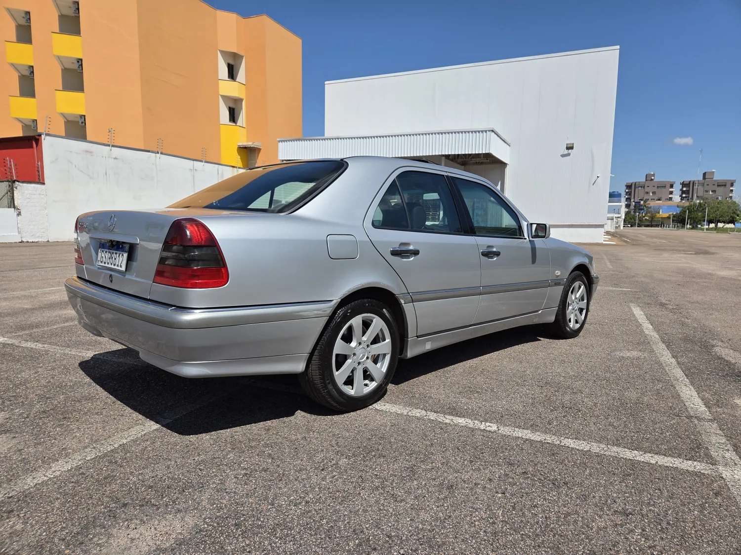 avv-mercedes-benz-c280-venda-fe78842-imagem-005