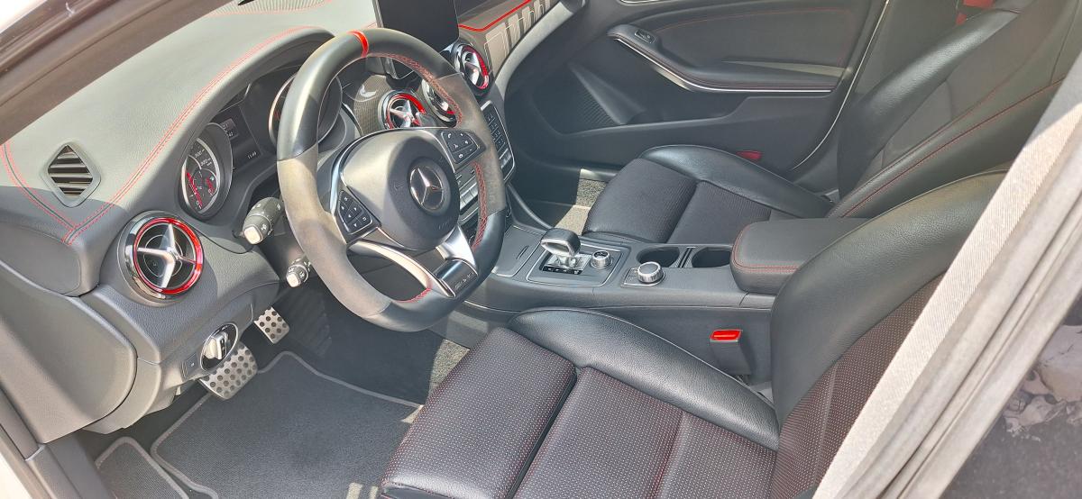 CLA 45 AMG - Foto #4 do anúncio à venda de Carro clássico