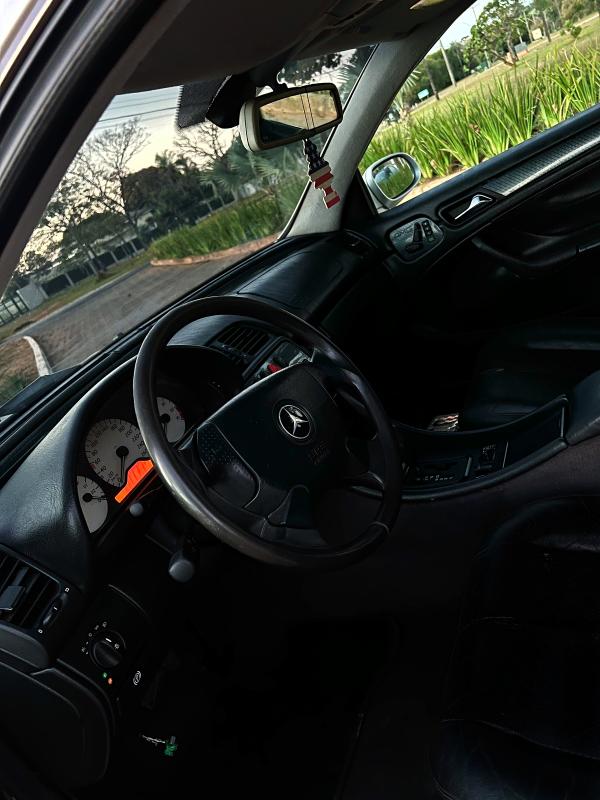 CLK - Foto #6 do anúncio à venda de Carro clássico