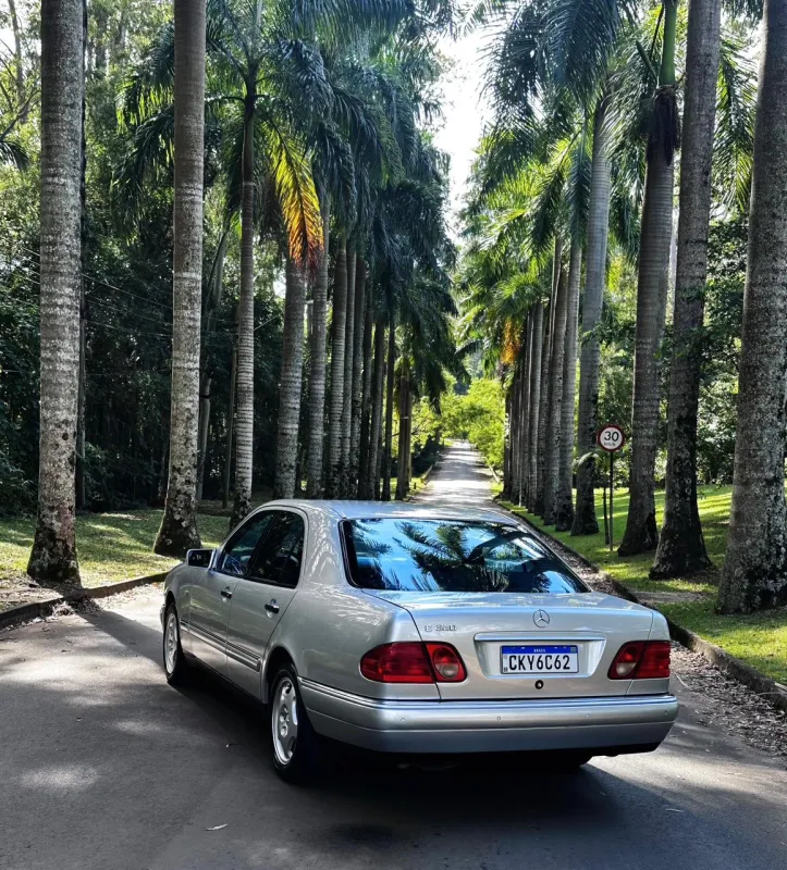 E320 - Foto #10 do anúncio à venda de Carro clássico