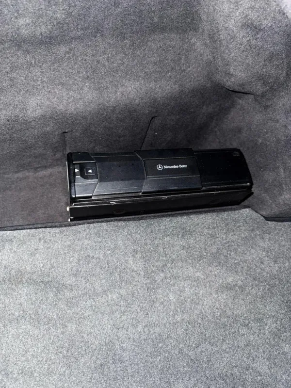 E320 - Foto #18 do anúncio à venda de Carro clássico