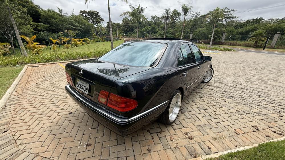 E320 - Foto #12 do anúncio à venda de Carro clássico