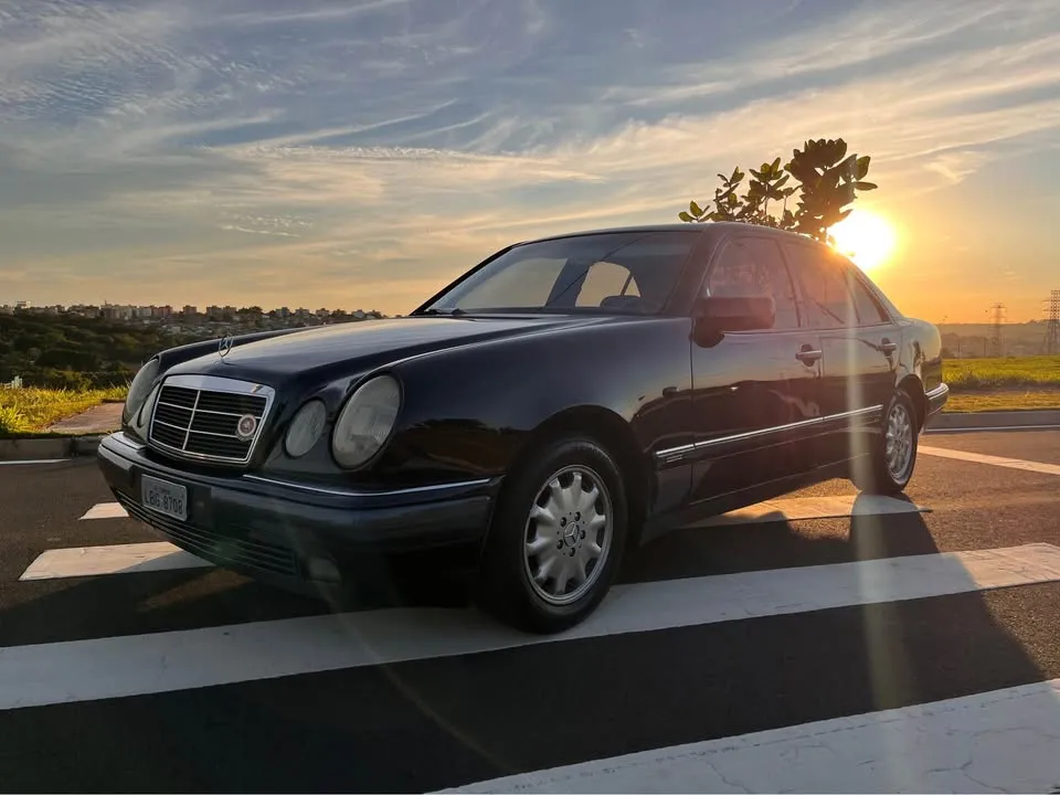 avv-mercedes-benz-e320-elegance-venda-z3e032s-imagem-001