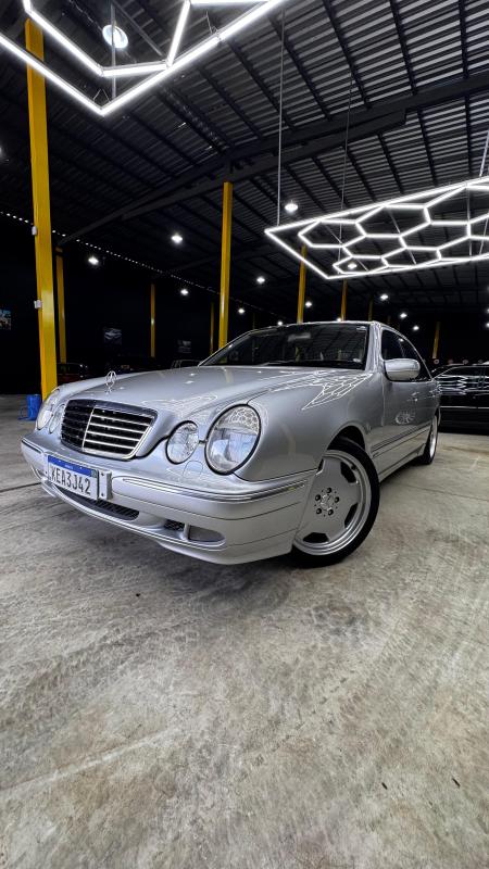 E320 - Foto #3 do anúncio à venda de Carro clássico