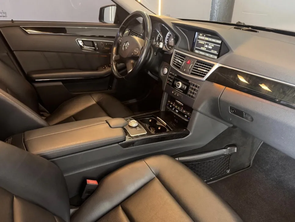 E350 - Foto #7 do anúncio à venda de Carro clássico