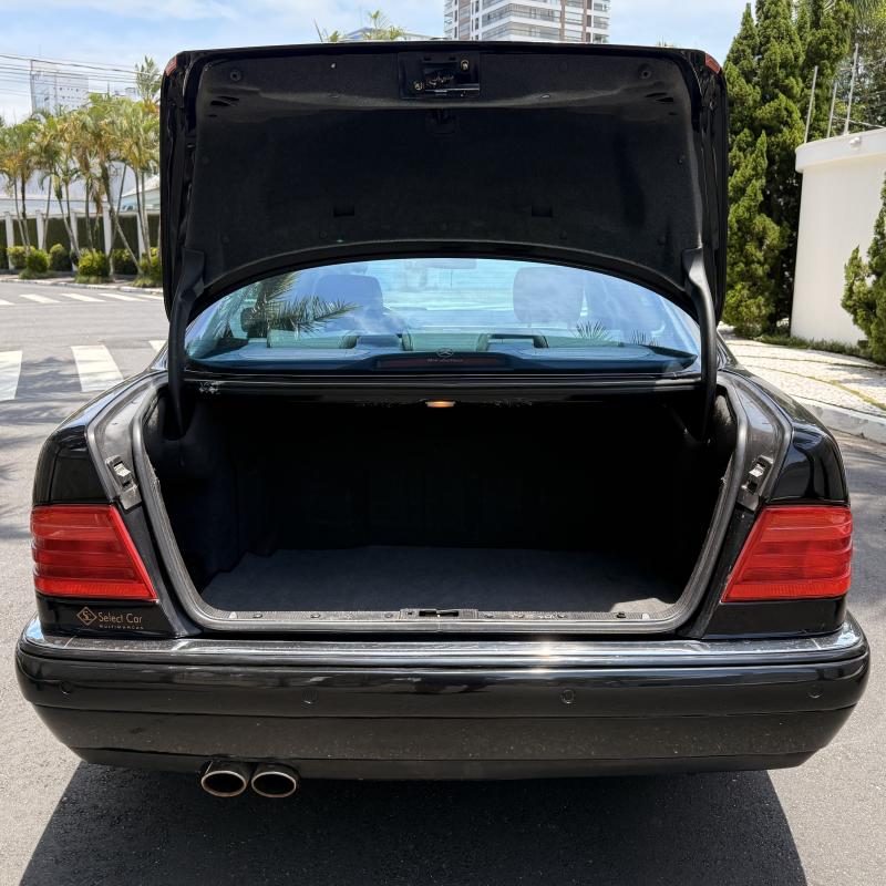 E430 - Foto #19 do anúncio à venda de Carro clássico