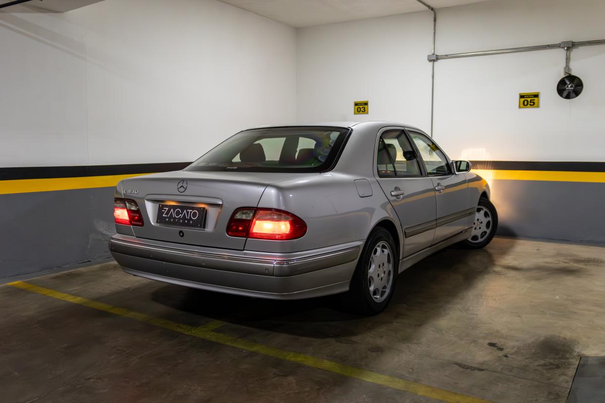 E430 - Foto #3 do anúncio à venda de Carro clássico