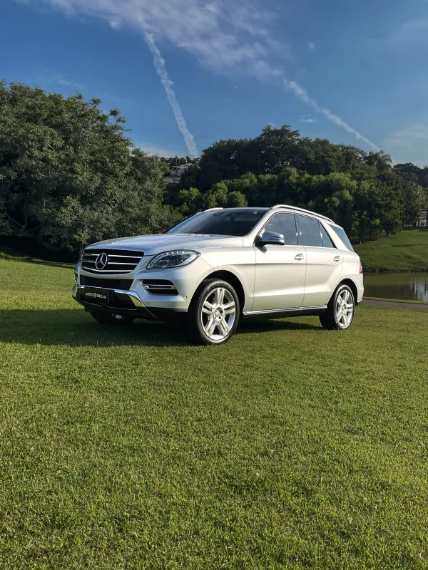 ML 350 - Foto #3 do anúncio à venda de Carro clássico