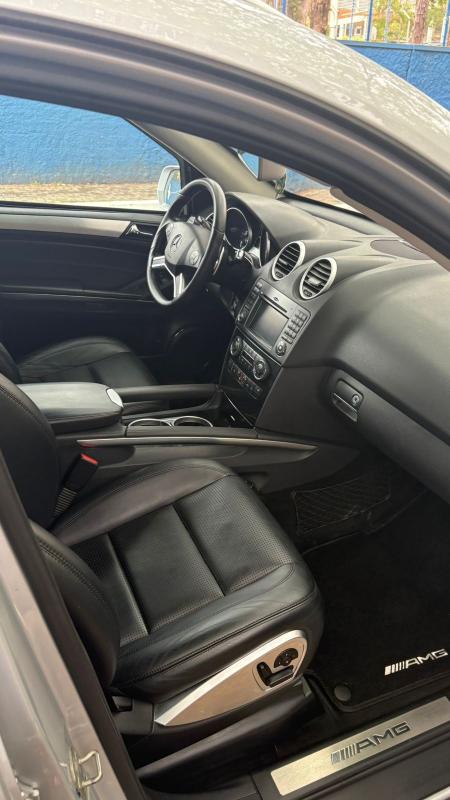 ML 63 AMG - Foto #3 do anúncio à venda de Carro clássico