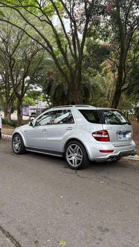 ML 63 AMG - Foto #7 do anúncio à venda de Carro clássico