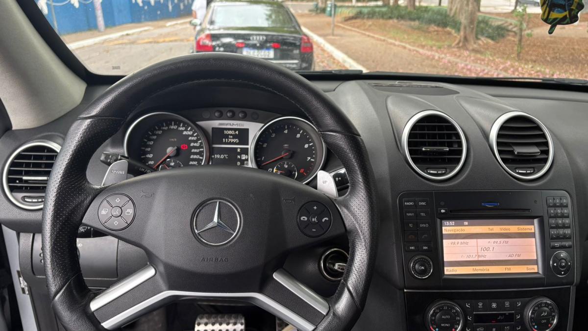 ML 63 AMG - Foto #9 do anúncio à venda de Carro clássico