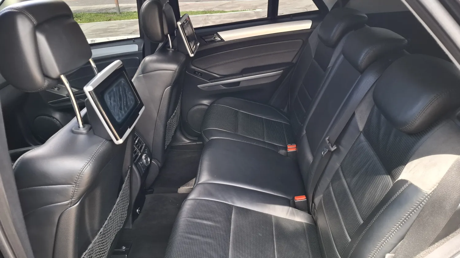 ML 63 AMG - Foto #9 do anúncio à venda de Carro clássico