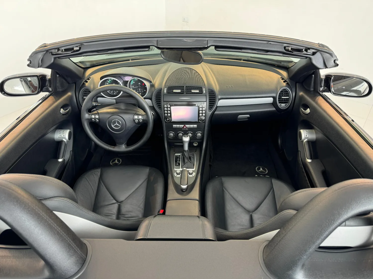 SLK - Foto #8 do anúncio à venda de Carro clássico