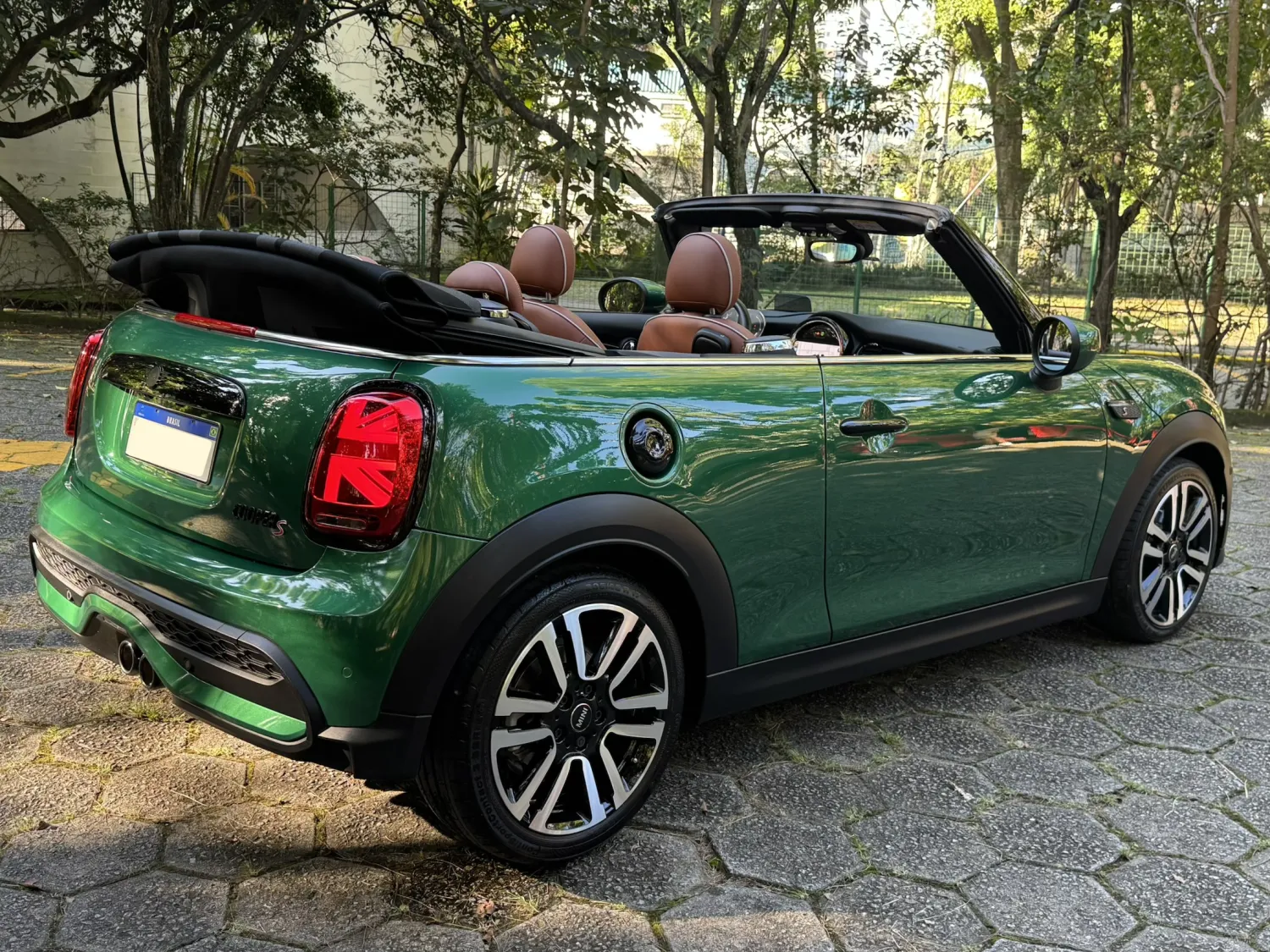 Mini Cooper S Cabrio Top 2022 - Foto #4 do anúncio à venda de Carro clássico