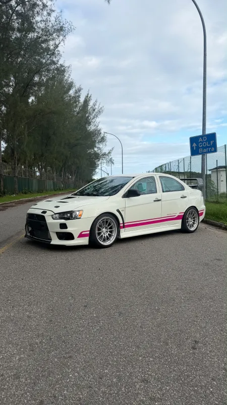 Lancer - Foto #2 do anúncio à venda de Carro clássico