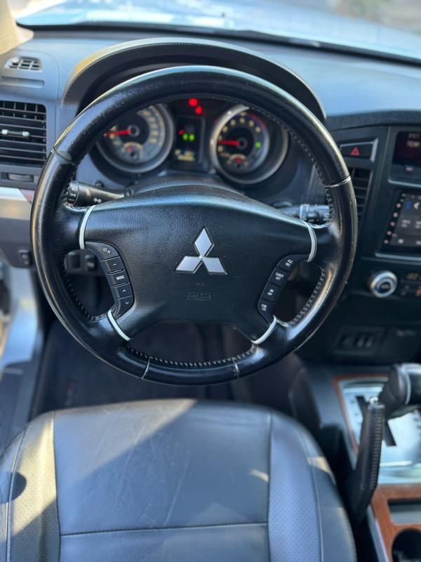 Pajero - Foto #23 do anúncio à venda de Carro clássico