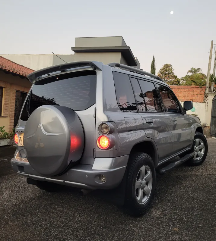avv-mitsubishi-pajero-tr4-venda-1ca0d42-imagem-003