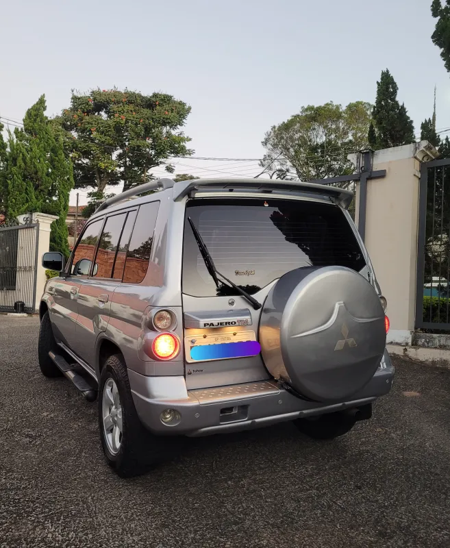 avv-mitsubishi-pajero-tr4-venda-1ca0d42-imagem-004