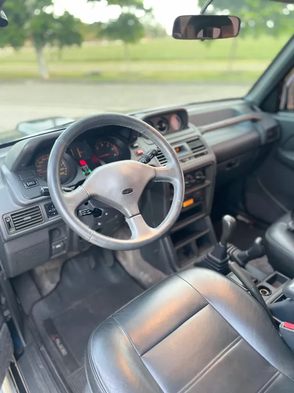 Pajero - Foto #12 do anúncio à venda de Carro clássico