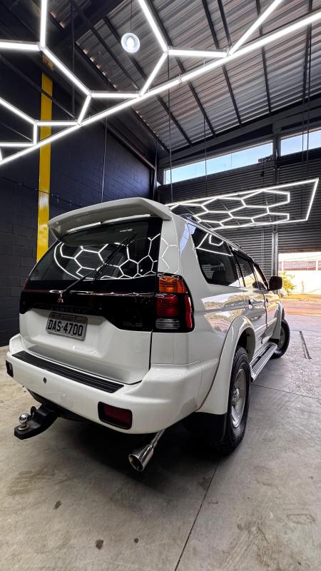 Pajero - Foto #3 do anúncio à venda de Carro clássico
