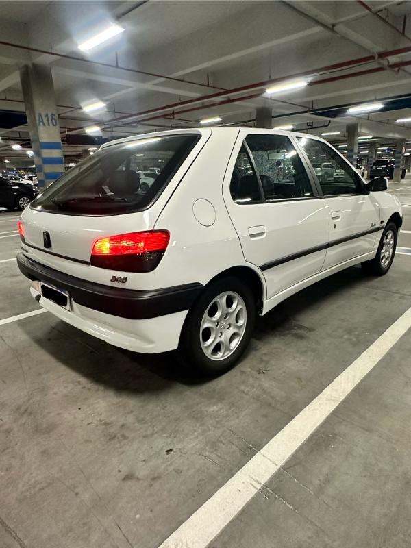 306 - Foto #3 do anúncio à venda de Carro clássico
