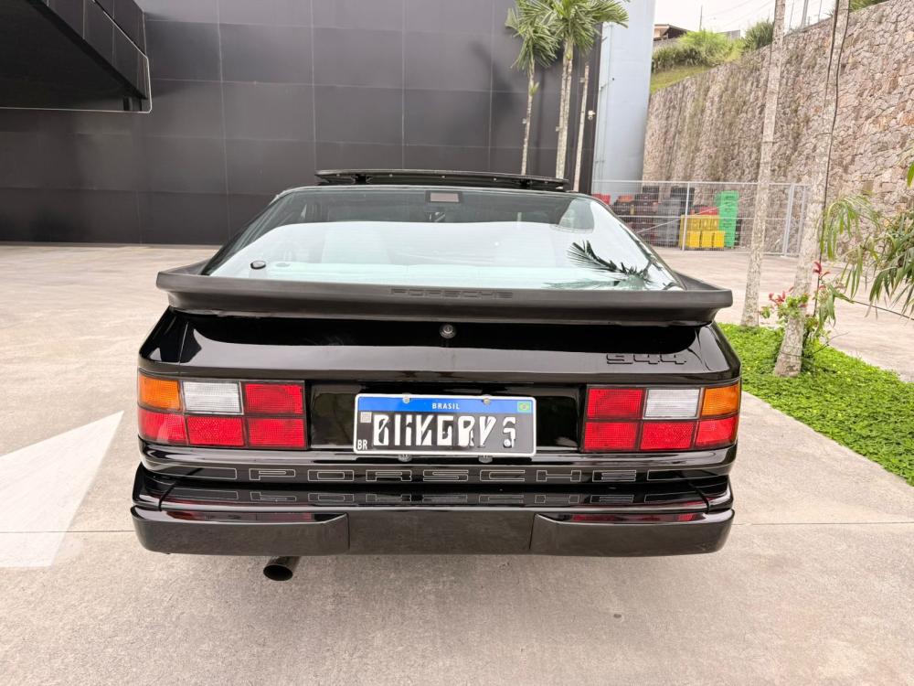 944 - Foto #2 do anúncio à venda de Carro clássico