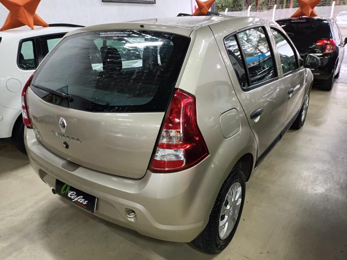 Sandero - Foto #5 do anúncio à venda de Carro clássico