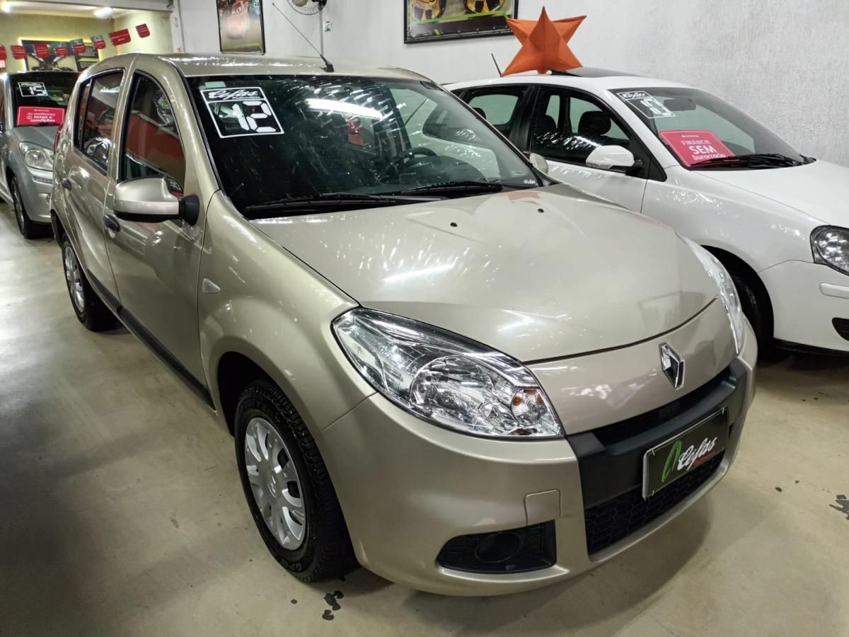 Sandero - Foto #21 do anúncio à venda de Carro clássico