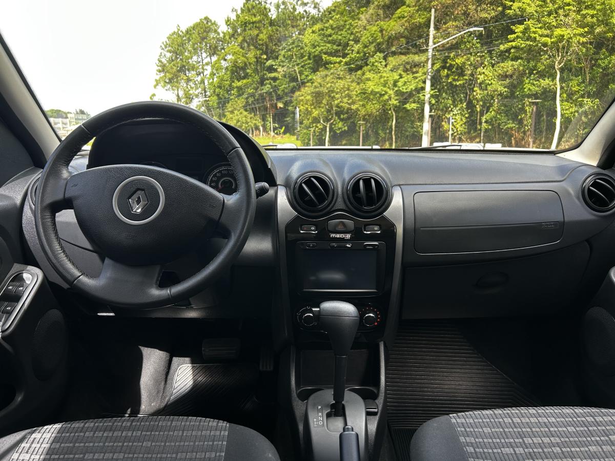 Sandero - Foto #6 do anúncio à venda de Carro clássico