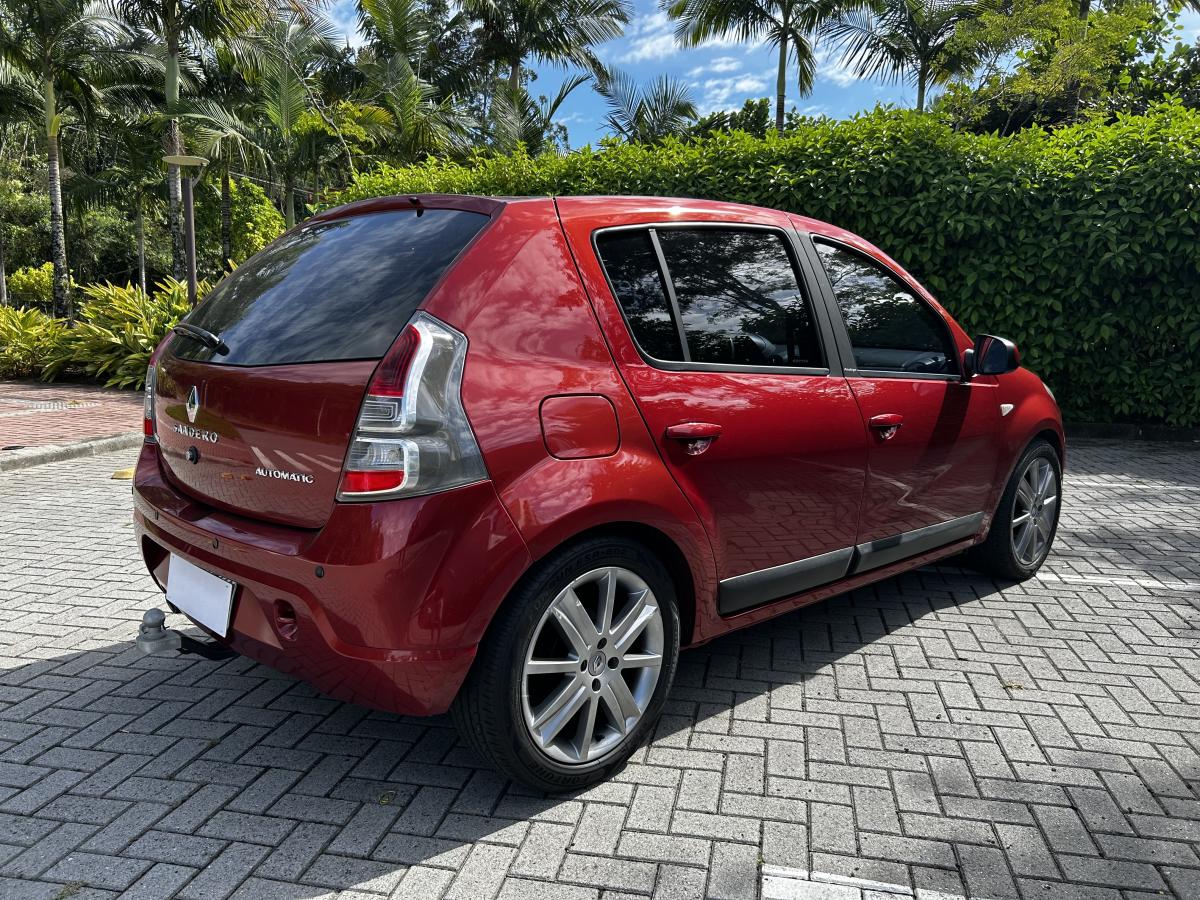 Sandero - Foto #7 do anúncio à venda de Carro clássico