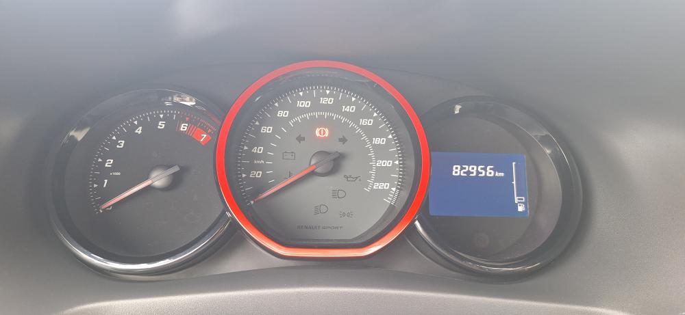 Sandero RS - Foto #6 do anúncio à venda de Carro clássico