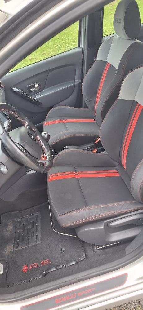 Sandero RS - Foto #8 do anúncio à venda de Carro clássico
