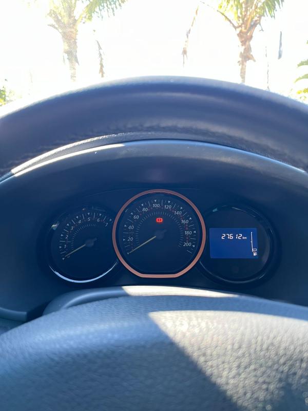 Sandero - Foto #12 do anúncio à venda de Carro clássico
