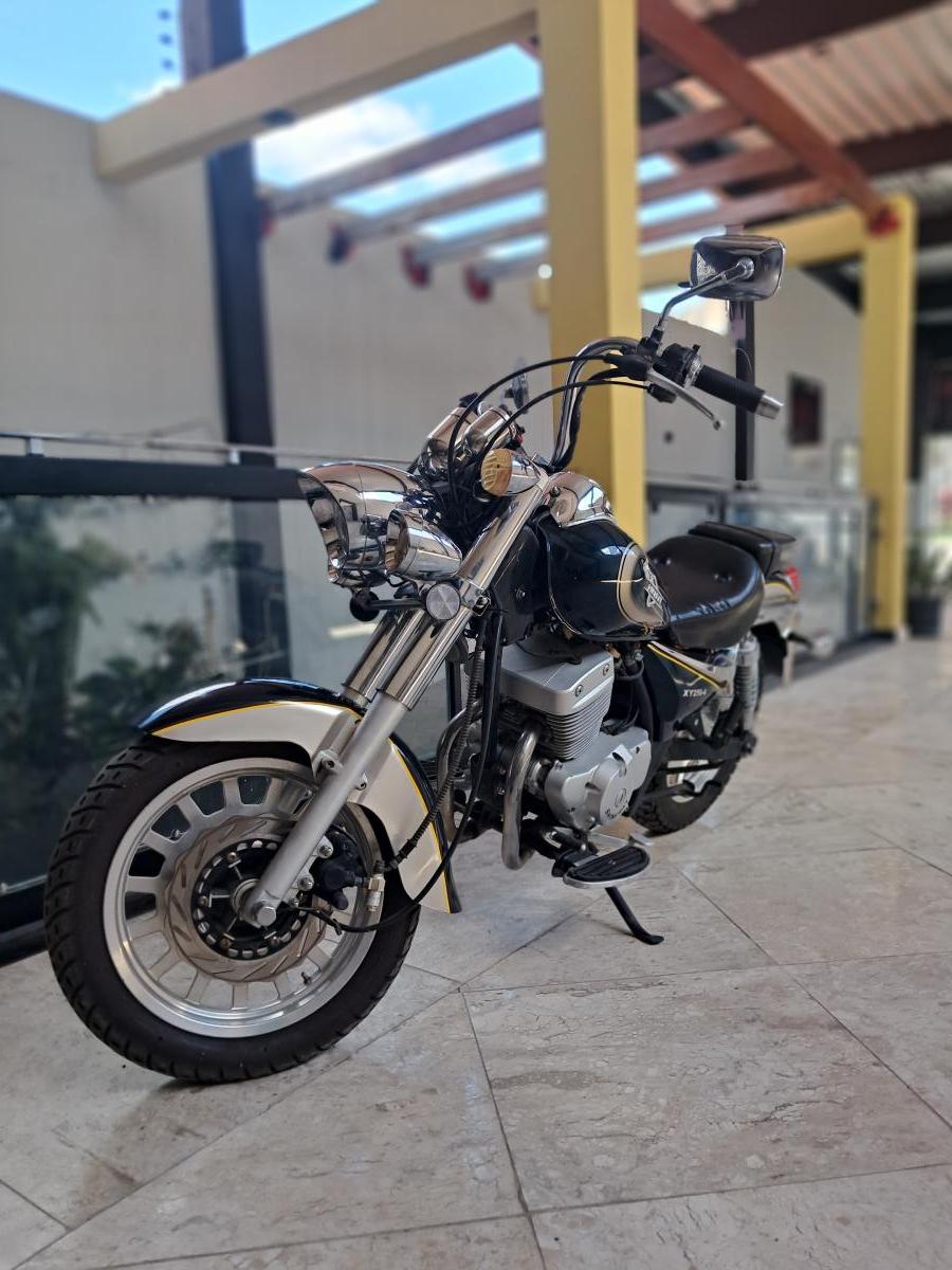 XY 250 - Foto #7 do anúncio à venda de Carro clássico