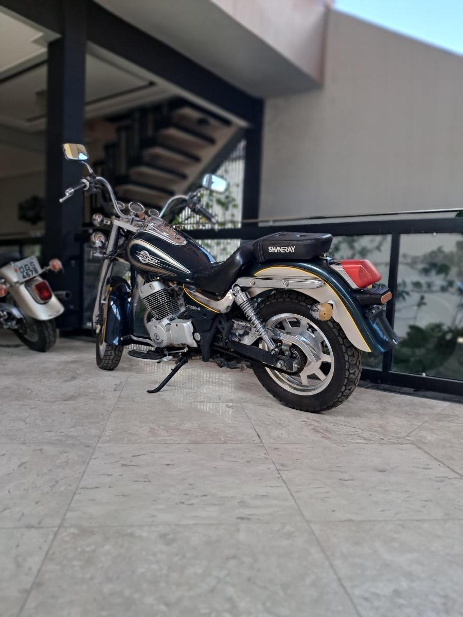XY 250 - Foto #10 do anúncio à venda de Carro clássico