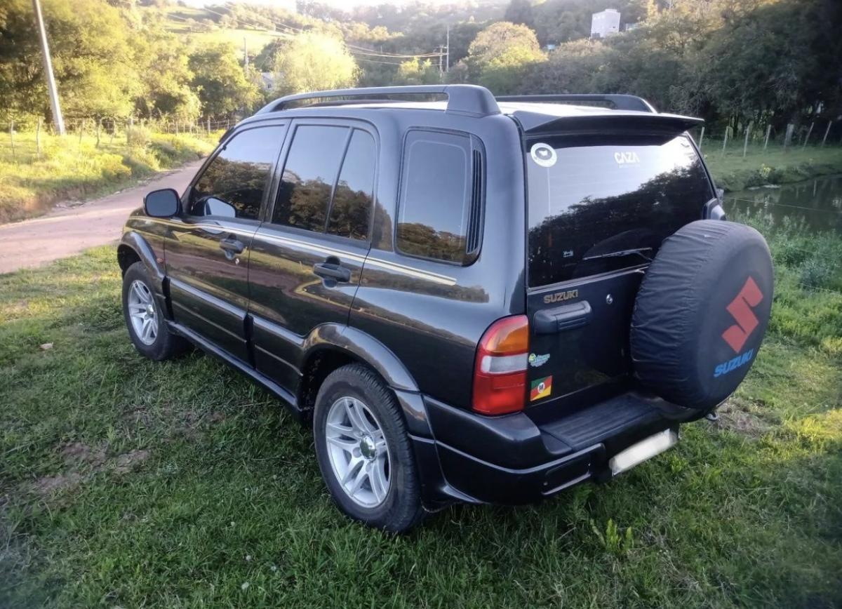 Grand Vitara - Foto #3 do anúncio à venda de Carro clássico