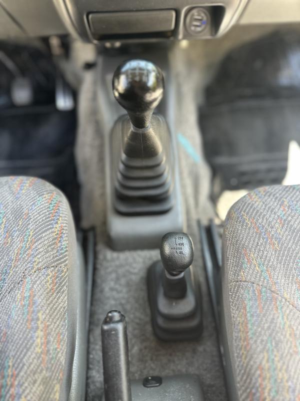 Jimny - Foto #3 do anúncio à venda de Carro clássico