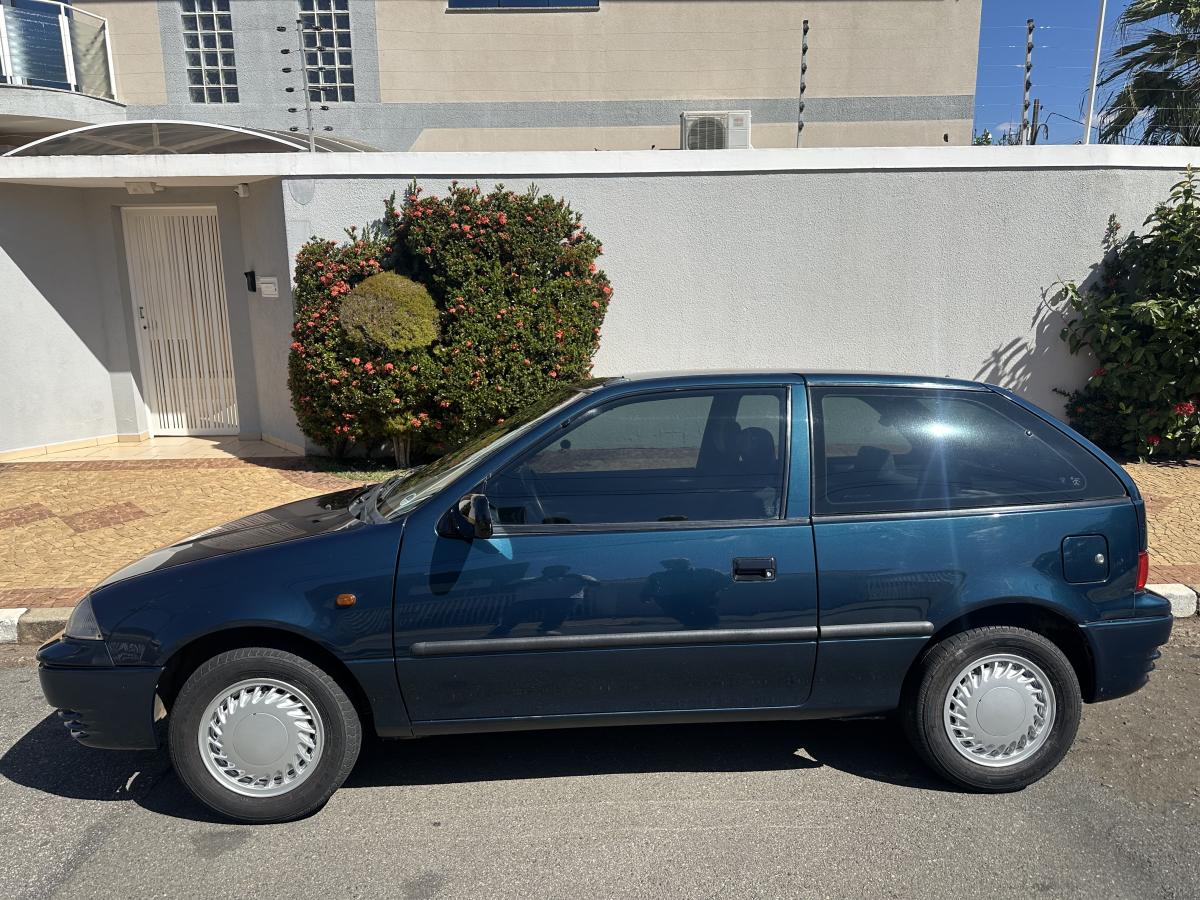 Swift - Foto #5 do anúncio à venda de Carro clássico