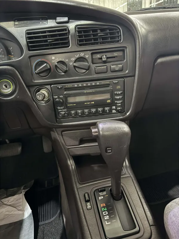 Camry - Foto #15 do anúncio à venda de Carro clássico