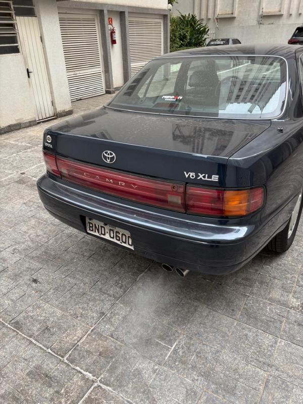 Camry - Foto #9 do anúncio à venda de Carro clássico